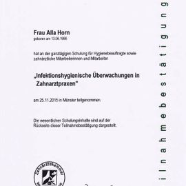 Frau Alla Horn, Urkunde Schulung infektionshygienische Überwachung